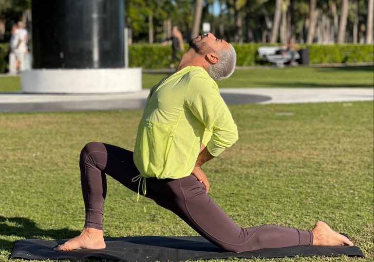 Vinyasa yoga is a popular style of yoga that involves a sequence of poses that flow seamlessly into one another, with each move synchronized to the breath. The term "vinyasa" refers to the alignment of movement with breath. Vinyasa yoga is also known as "flow yoga"